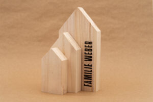 Herzboxx Holzhaus mit Gravur