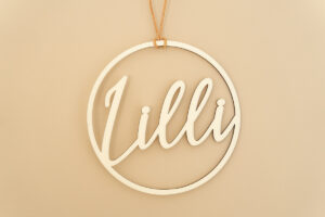 Holzschild mit Wunschnamen Kontur