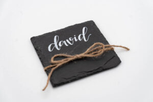 Herzboxx Hochzeit Namensschild Schiefertafel eckig