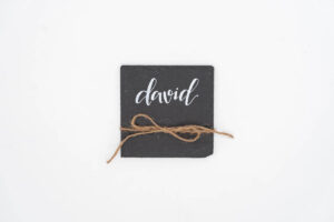 Herzboxx Hochzeit Namensschild Schiefertafel eckig