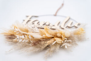 Herzboxx_Trockenblumenkranz_Boho_White_Familie_04